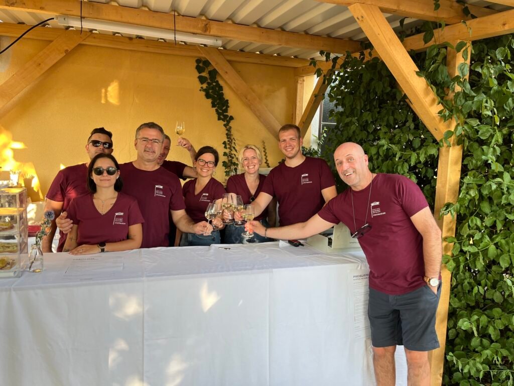 Achterl im Park 2026